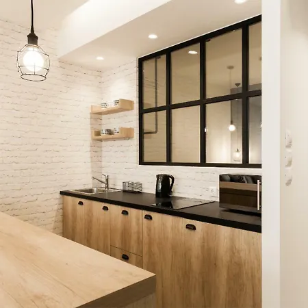 Designer Apartment - Stroll To The Acropolis Афины Экстерьер фото